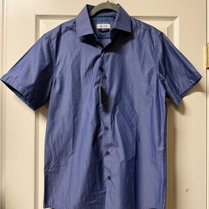 Brand New Men's Blue Short Sleeve Shirt, Slim Fit Medium